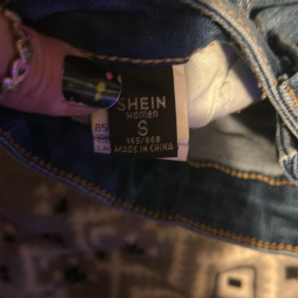 Jeans - Picture 3 of 3